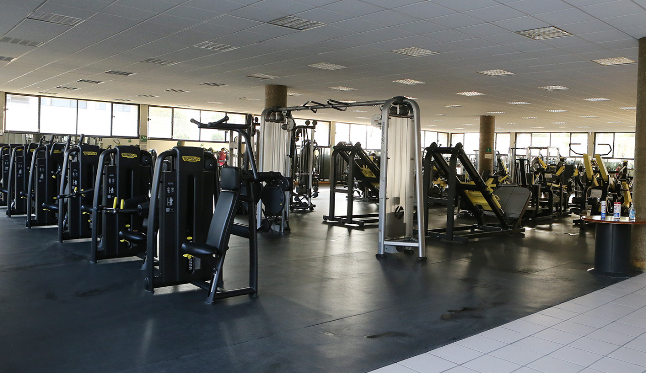 CONADE renueva gimnasio del CNAR con más de 140 aparatos de tecnología olímpica (1)