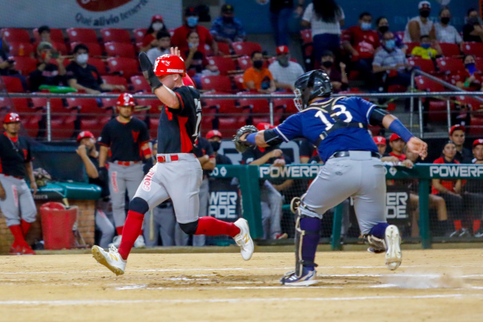 f27ae100-db2b-4622-aea9-7be124d7600b