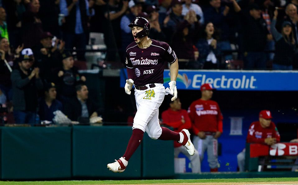 joey-meneses-firmado-boston-red_0_1_958_596