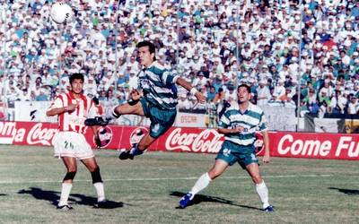 Jared Borgetti gol de cabeza frente a Necaxa