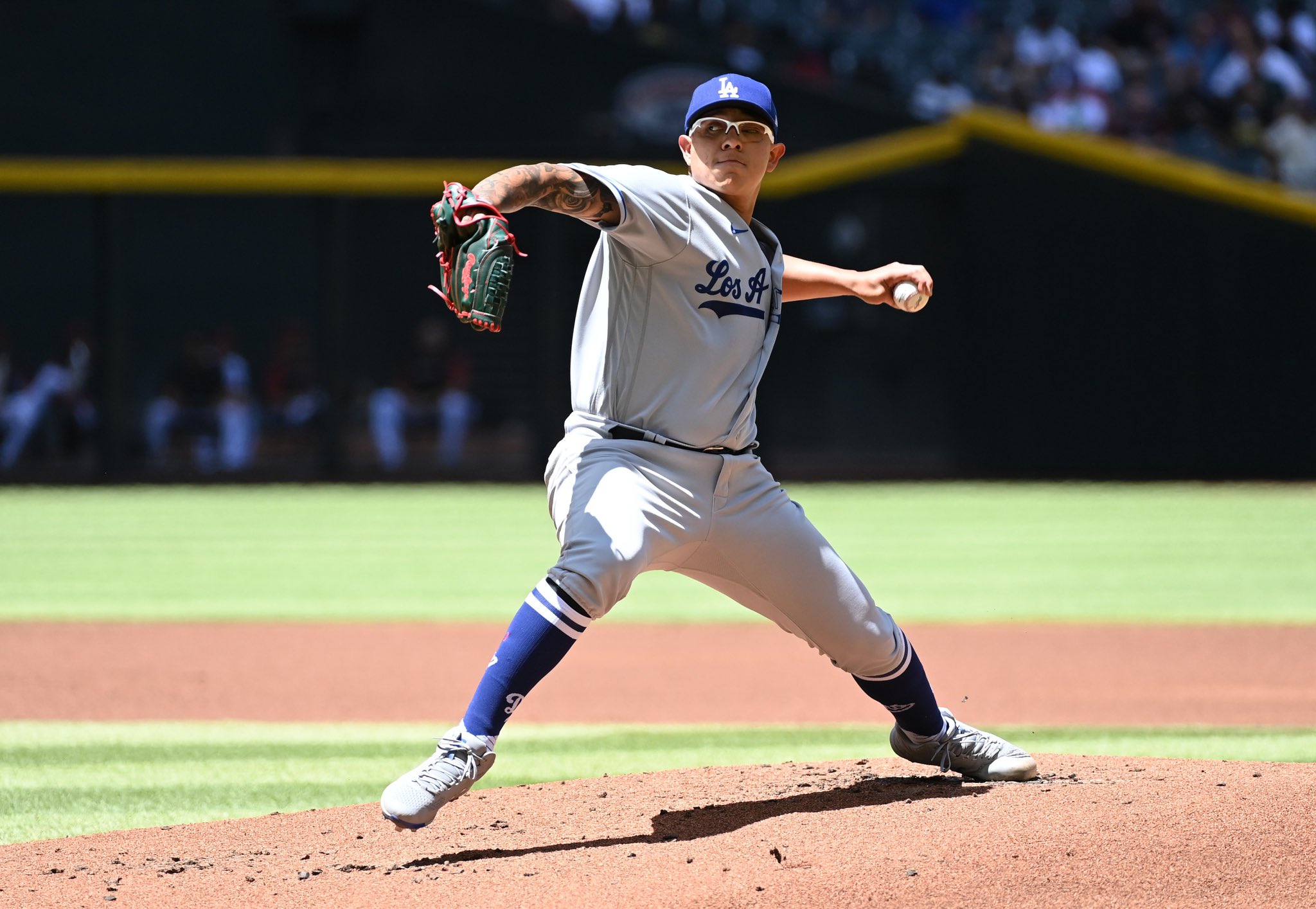 35E05E9A-B915-417D-A2CC-ABBB30C2A701