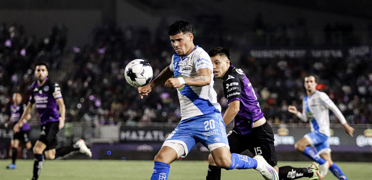 92B91023-561B-47C3-A36F-22130136E9AC