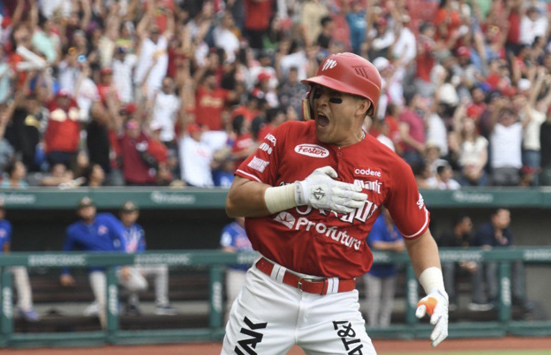 C8C6B709-9F86-45E2-98A3-790D5B6903FE