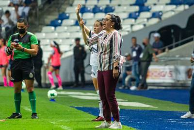 D51BA4D7-2AFF-4EC9-B85A-CE2D332416C7