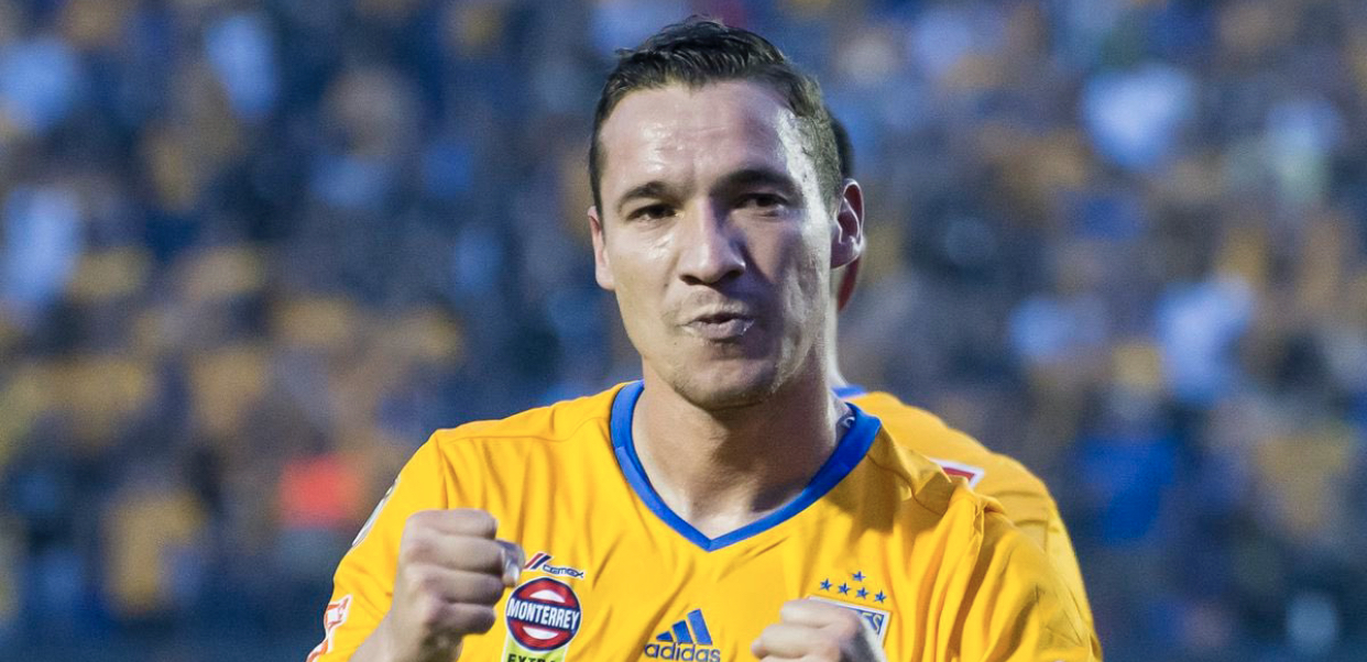 53FE59B4-0BF5-4369-80B7-B5216B612AFB