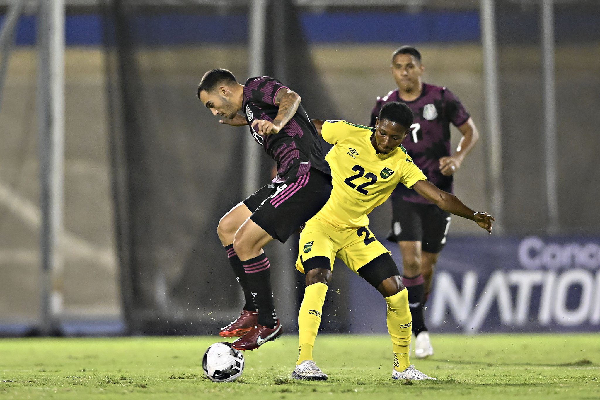 E5CECBB6-857D-4BD0-8486-6A46E9F9DACE