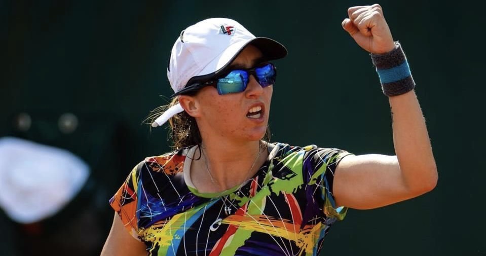 F17E7C04-CD95-42E6-9983-833FB69D720D