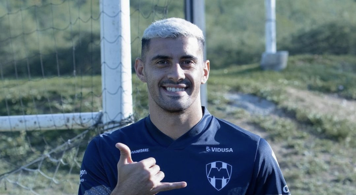 5847FD2A-9042-4D1B-8AB8-269082B4C00D