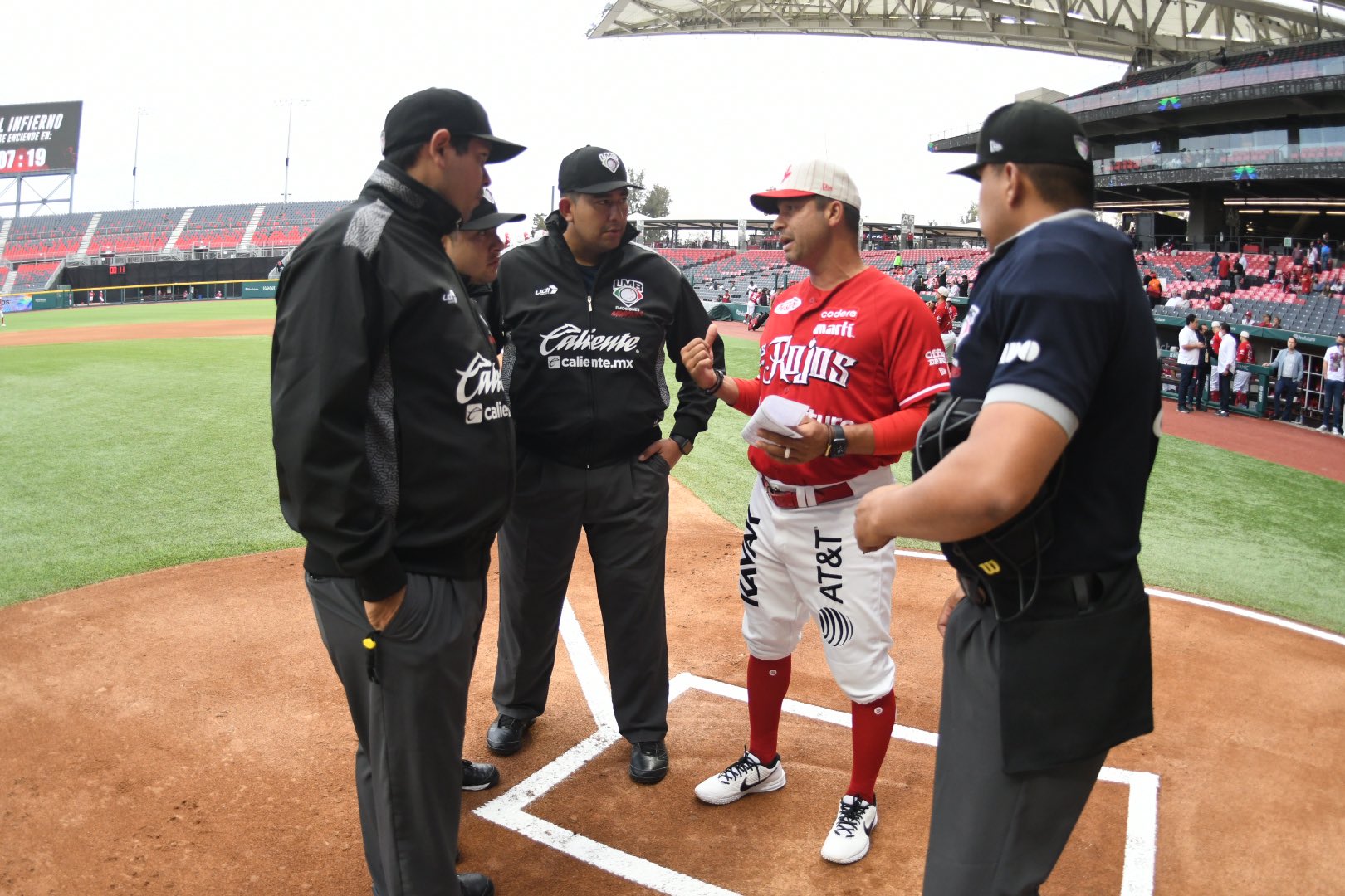 EF9ACA41-CF9B-4F31-8892-6254DA2689F0