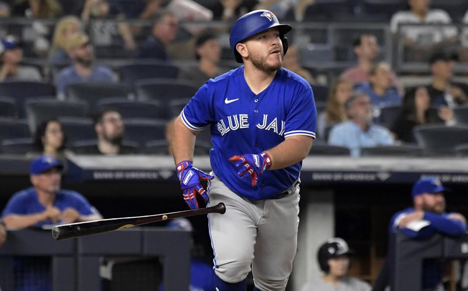 canonazos-mexicano-alex-kirk-pega