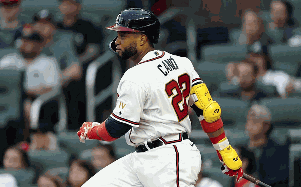 pie-derecho-debuta-robinson-cano