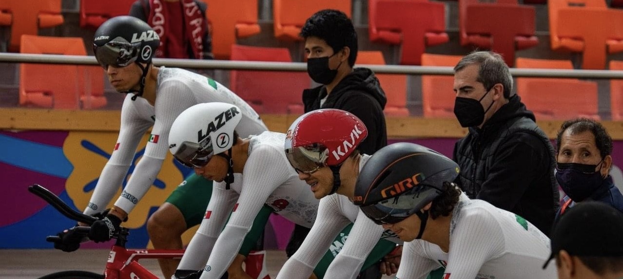 3A21622B-2D7B-4165-B792-14425083AD19