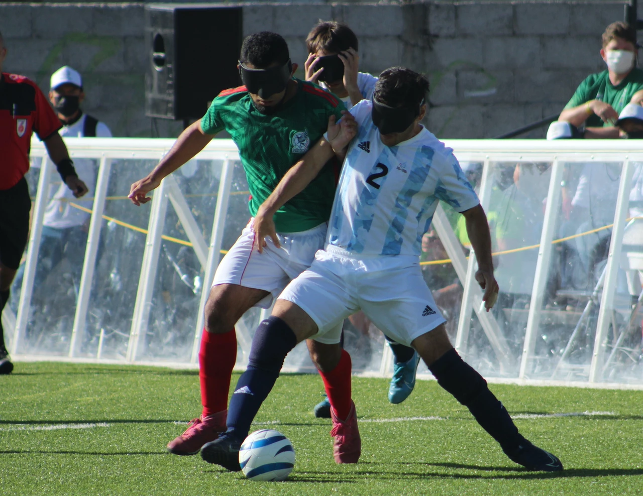 4de2b4_115db279f7064c7a9b40491f02d30d4d_mv2 (1)