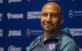 860F9DFA-AFB7-475B-A223-97B25F65450D