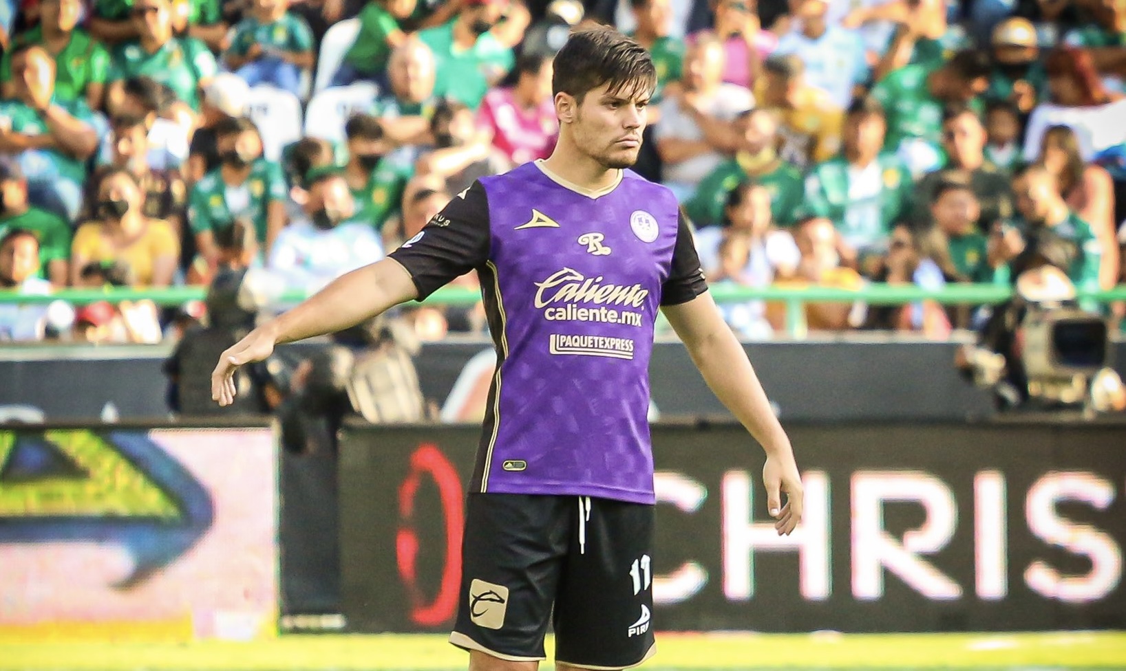 B5022567-D057-40F1-8B75-9A1C7DD4F4E1