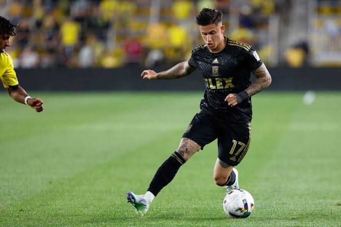 C9561255-ABDD-40E5-838D-D877B0426516