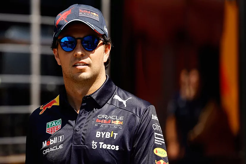 CB6961AB-3D57-4099-9045-5F554E82A0D7