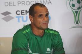 DFD9BE66-BB04-47FB-8FF2-2CC84AFAC928