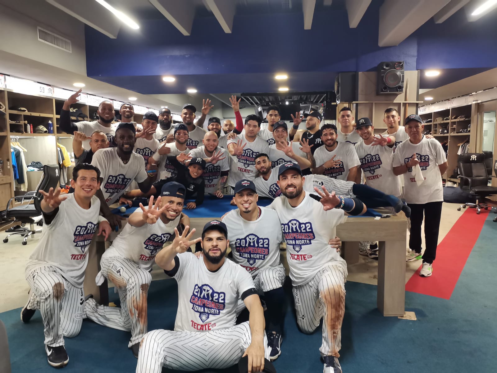 7E1F4706-F04A-4DC3-B7AD-4C656BBA98DB