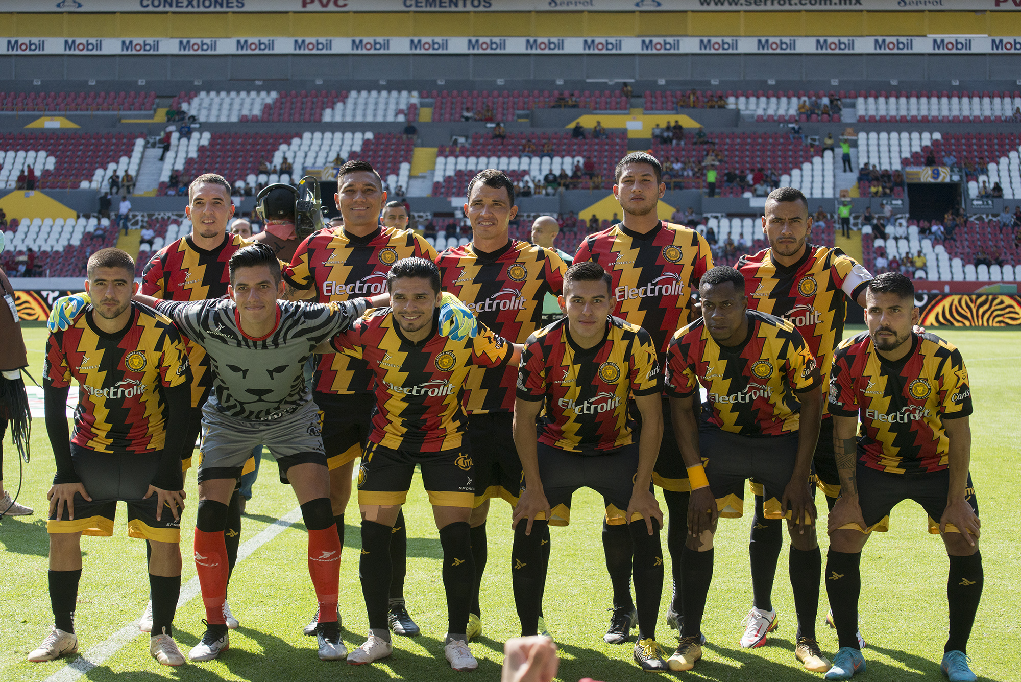 EF99613C-6510-4A9C-B79F-258EE32377C6