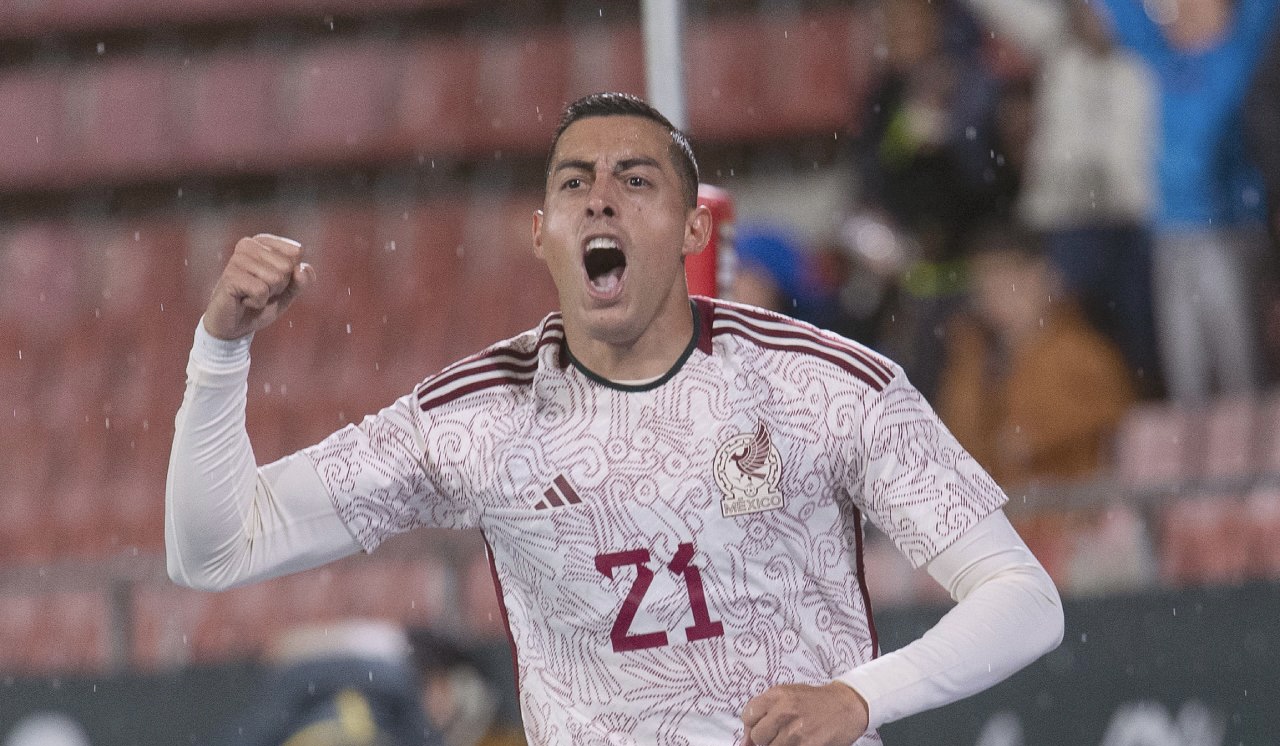 3B75D044-237C-46BE-B33C-6325F0D2E7A4