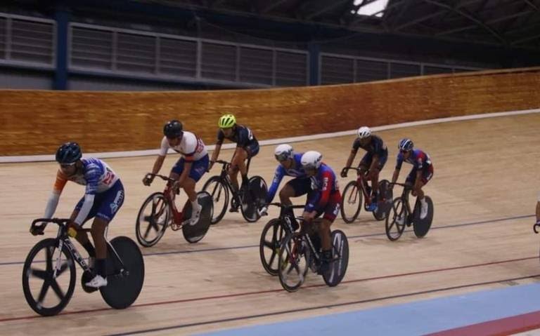 Ciclistas sudcalifornianos