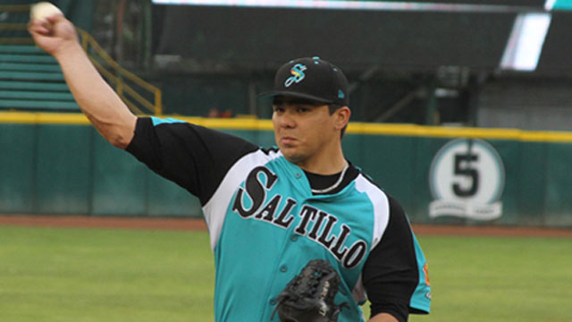 Linder-Castro-regresa-a-Saraperos-2