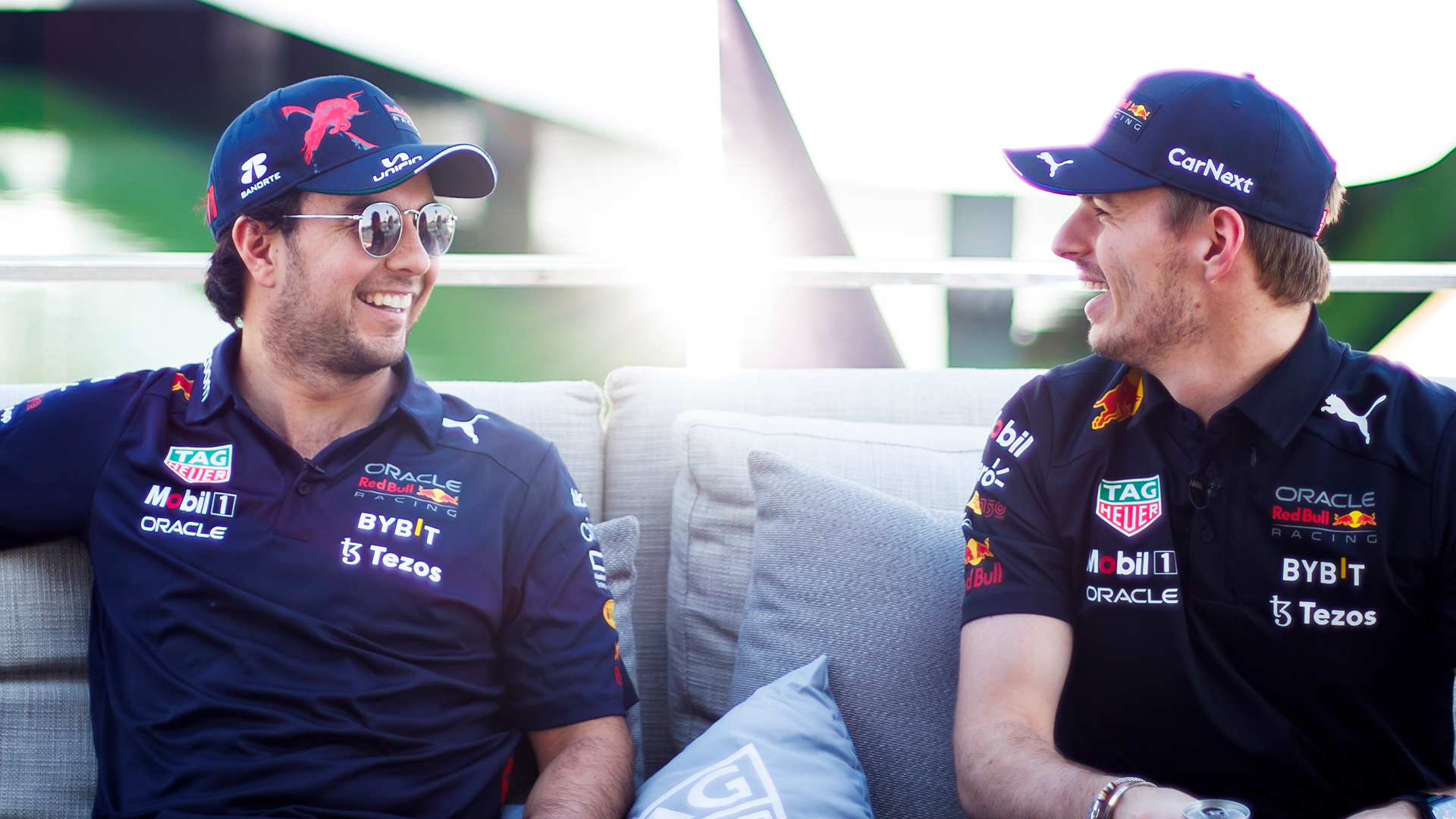 02F096CF-72D2-424C-9D82-C2C626A7EA7A