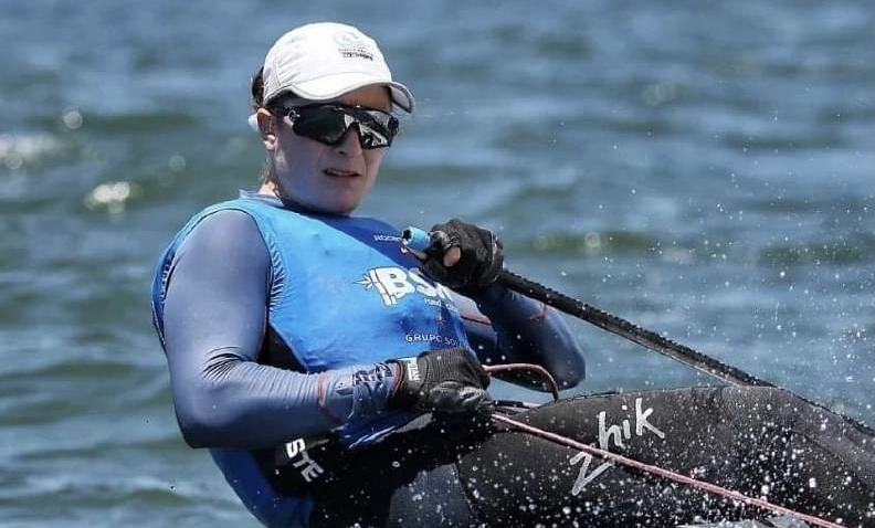 F5E12D44-7211-42F9-ADCE-22BE127426AC