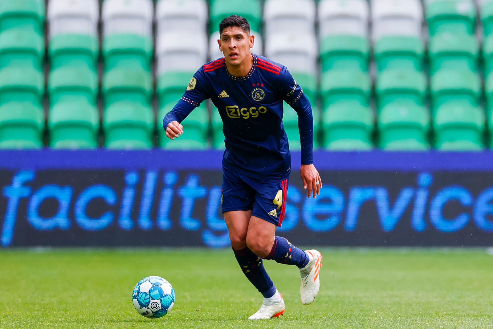 a53aab9a-a100-4ce4-ac68-4ca1286b9627