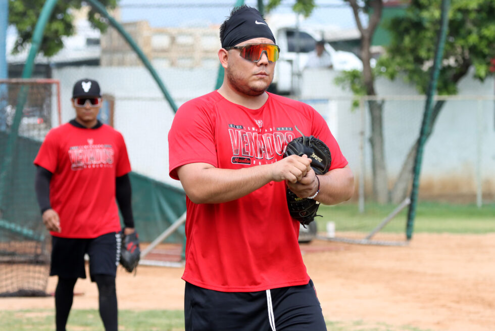 648ac204-5722-43d8-9896-6b95713c0eb4