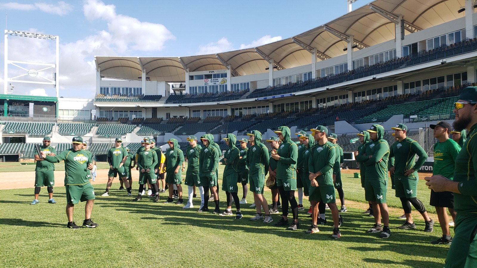 8a8c19e1-2640-4cb5-8e9c-24e51f198aea